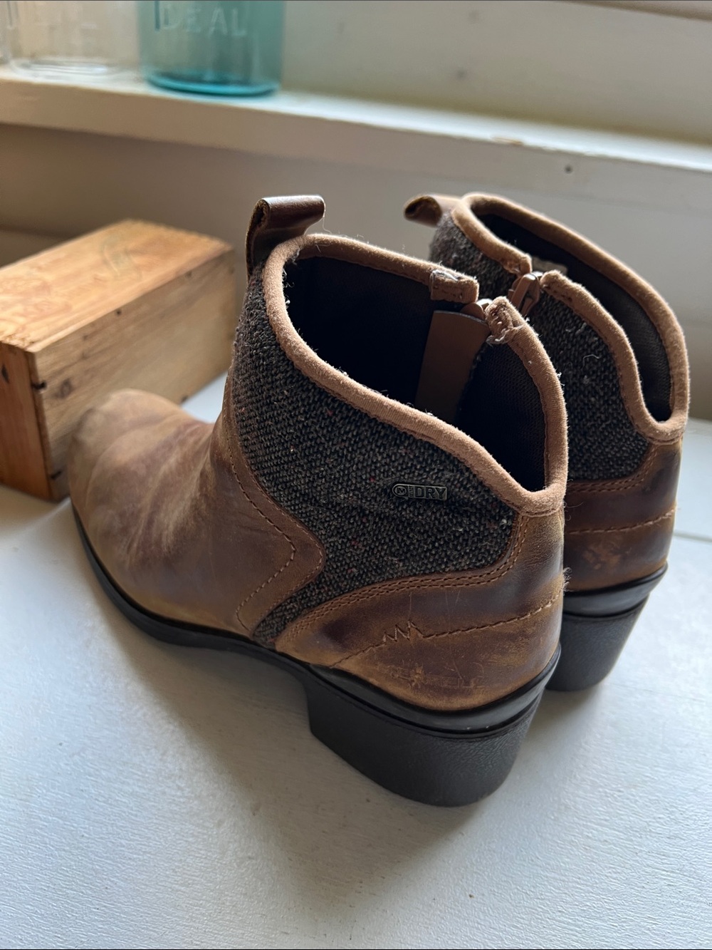 Merrell Brown Leather Dark Heather Ankle Booties Chateau 2 heels size 8.5 - Picture 9 of 17